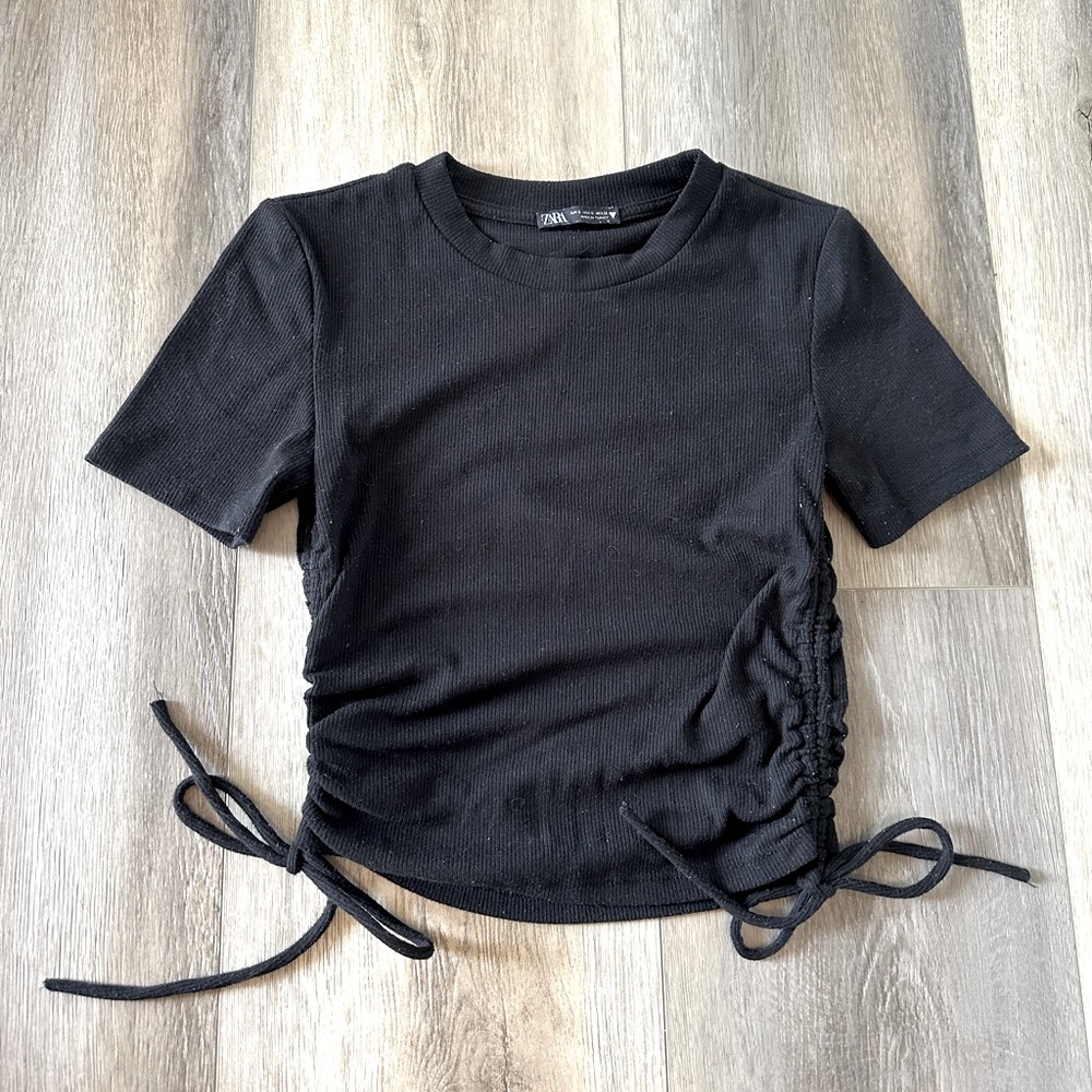 ZARA RIBBED CROP TOP